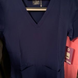 Med Couture purple scrub set. X small petite.